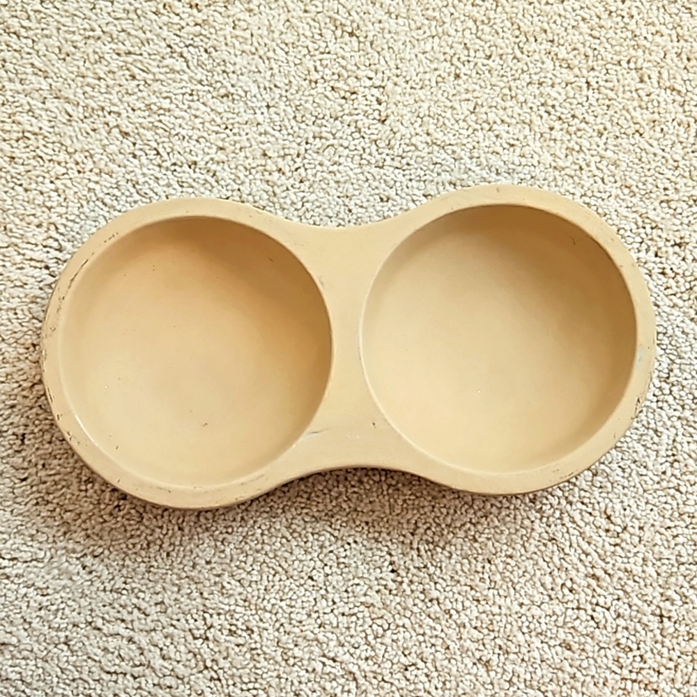 The Pampered Chef Stoneware Egg Coocker